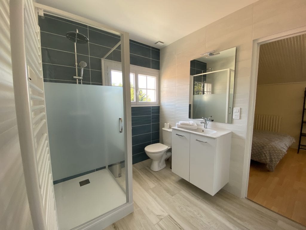 Location appartement Jard-sur-Mer Vendée chambre/salon lit équipé salle de bain vacances été famille groupe amis